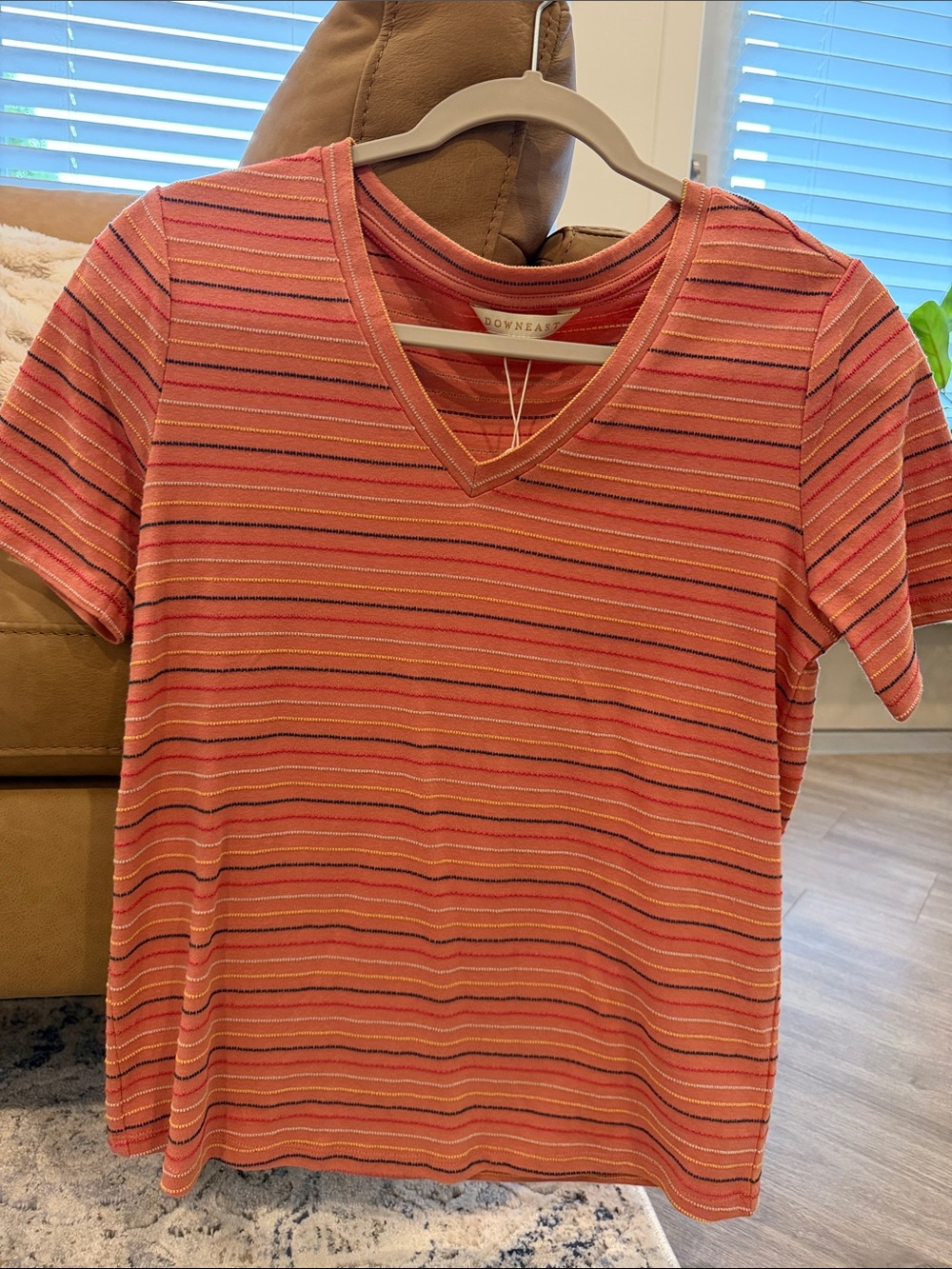 DownEast Top. NWT
